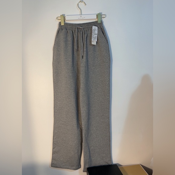 women pants - Picture 1 of 2